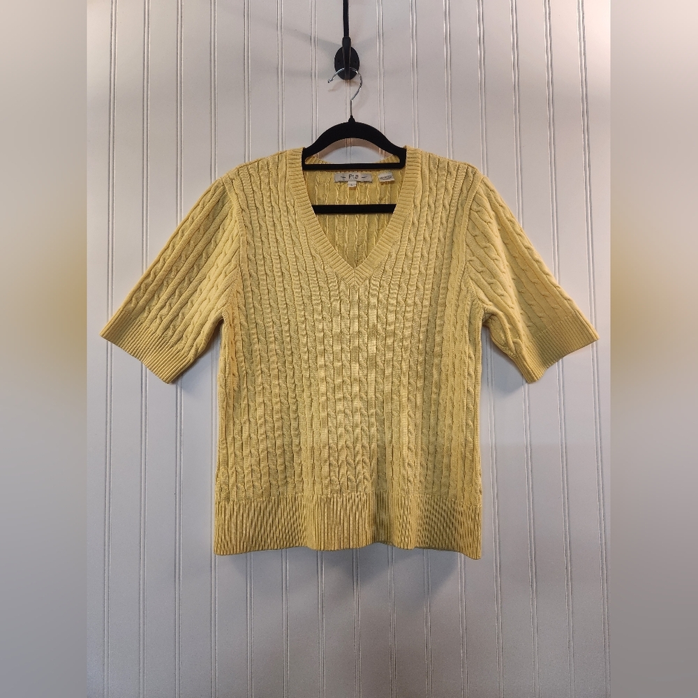 Pria Women's Yellow Cable Knit V‎ Neck Sweater Size L Short Sleeve Preppy Sunny